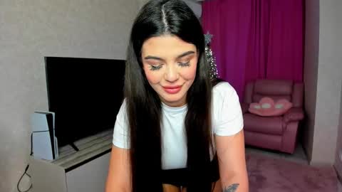 snowingwinter online show from December 20, 2025, 7:21 pm