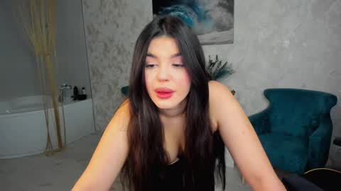 snowingwinter online show from March 13, 2026, 11:28 am