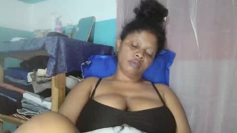 soayh89 online show from April 12, 2026, 6:02 pm