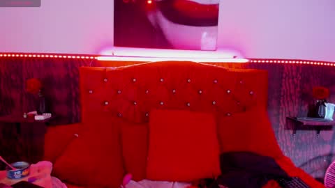 Snapshot of sobigcurvy44 chatting on July 14, 2026, 8:14 pm leidy online show from July 14, 2026, 8:14 pm