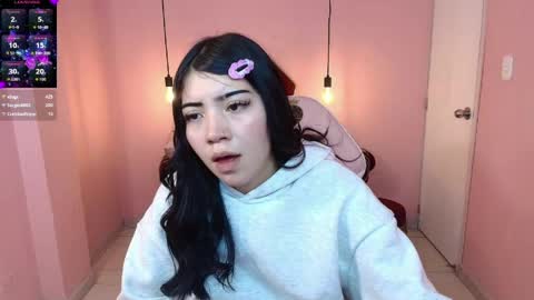 Snapshot of soffi_x chatting on June 6, 2026, 9:25 am soffi_x online show from June 6, 2026, 9:25 am