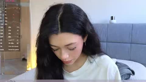 Snapshot of soffimoon_ chatting on June 16, 2026, 8:11 pm IG Soffimoon I THANK YOU FOR LEAVING YOUR FOLLOW online show from June 16, 2026, 8:11 pm