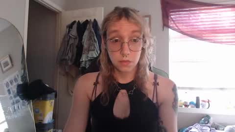 Lilytea online show from March 30, 2026, 9:49 pm