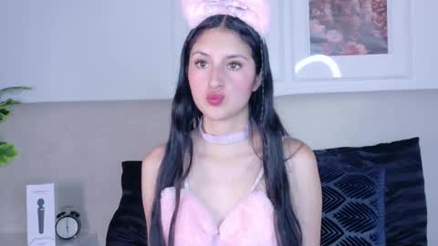 Soffy  online show from March 17, 2026, 12:08 pm