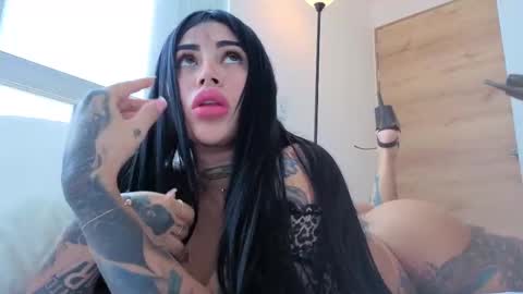 Snapshot of sofhia_cruz chatting on November 1, 2025, 6:32 pm sofhia cruz online show from November 1, 2025, 6:32 pm