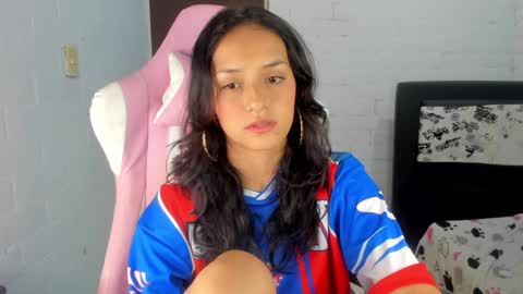 sofia online show from January 19, 2025, 3:42 pm