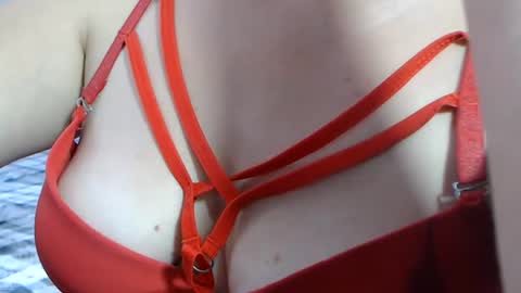 Snapshot of sofi995971 chatting on June 26, 2026, 4:33 pm Sofa Castellanos online show from June 26, 2026, 4:33 pm