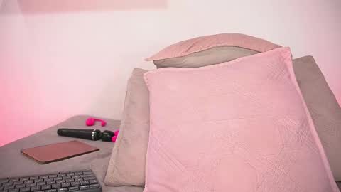 Sofia online show from September 11, 2025, 3:06 am