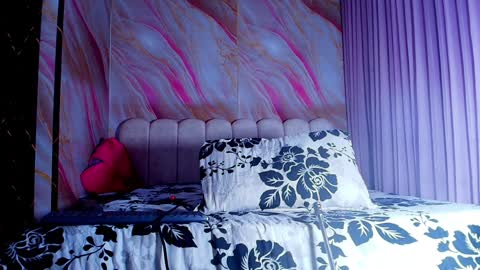 Sofia online show from April 7, 2026, 3:07 am