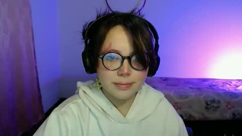 Sofi Lynch online show from January 13, 2026, 5:02 am