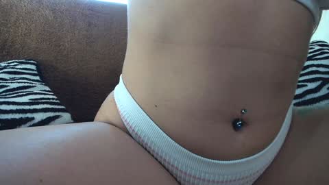 Sofi Mora online show from December 4, 2024, 2:26 pm