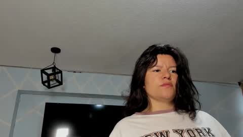 Sofi Noa online show from December 17, 2025, 11:27 am