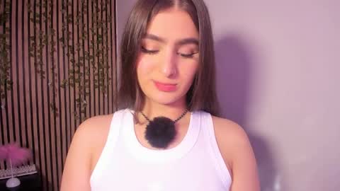 Skarlett online show from June 2, 2026, 1:57 pm