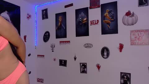 sofia_arango1107 online show from October 18, 2025, 7:14 pm