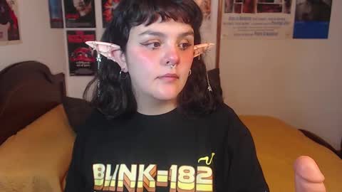 Sofi online show from February 18, 2025, 10:03 pm