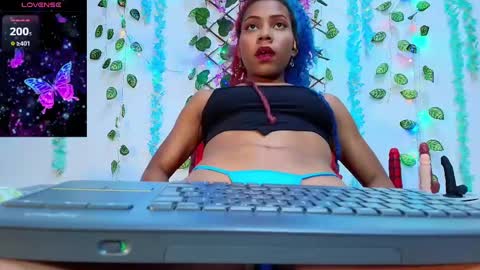 Snapshot of sofia_fer chatting on February 25, 2025, 8:47 am sofia online show from February 25, 2025, 8:47 am