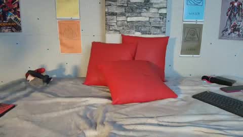 sofia online show from April 21, 2026, 2:51 am