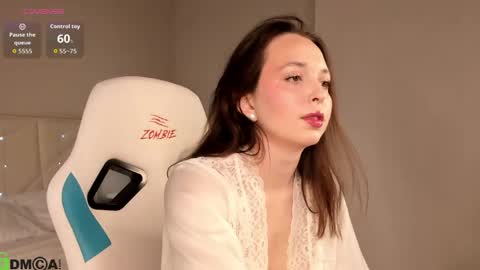 Sofia Gaze online show from May 10, 2026, 2:28 am