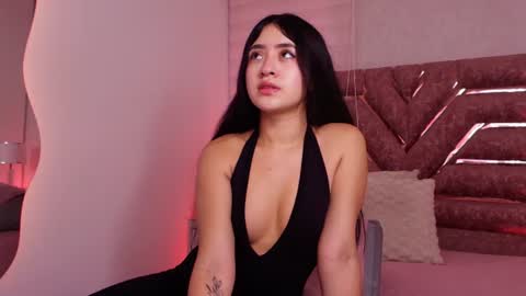sofia gomes online show from July 18, 2026, 11:58 am