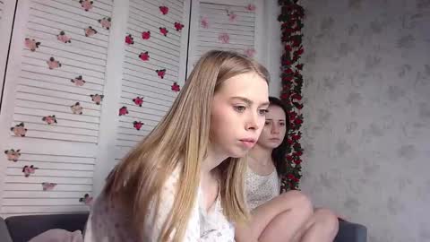 Snapshot of sofia_here chatting on November 28, 2025, 12:46 am Sofia here online show from November 28, 2025, 12:46 am