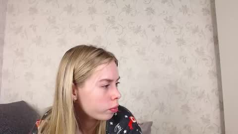 Snapshot of sofia_here chatting on February 21, 2026, 12:00 am Sofia here online show from February 21, 2026, 12:00 am