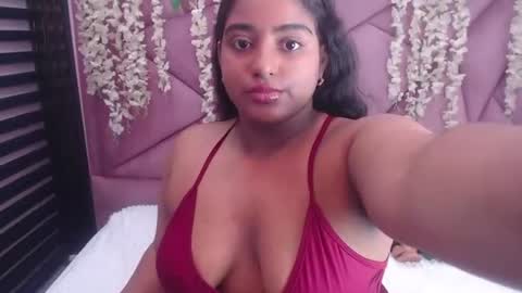 Snapshot of sofia_hernandeez_ chatting on June 24, 2026, 8:19 pm Sofi online show from June 24, 2026, 8:19 pm