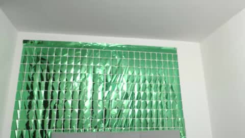 sofia online show from December 6, 2024, 12:12 am