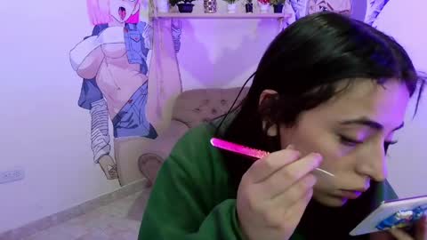 sofia_lara28 online show from April 9, 2026, 12:32 pm