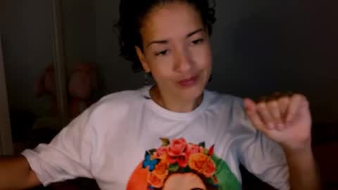 Snapshot of sofia_mark20 chatting on November 25, 2025, 10:21 pm Sofia online show from November 25, 2025, 10:21 pm