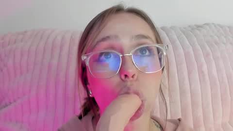     online show from February 9, 2025, 7:05 am