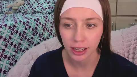     online show from April 23, 2026, 3:41 am