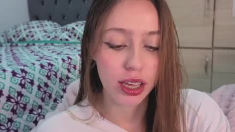 Snapshot of sofia_palacios_ chatting on May 12, 2026, 4:20 am online show from May 12, 2026, 4:20 am