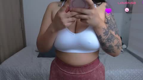 kanella  valery online show from April 20, 2026, 5:59 pm