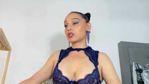 laura online show from June 8, 2026, 3:07 am