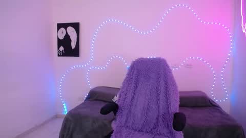 sofia_tgn online show from April 21, 2026, 7:17 pm