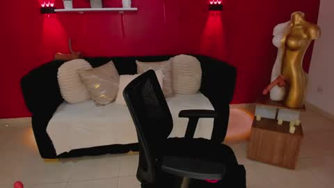 Snapshot of sofia_velvetx chatting on May 6, 2026, 3:39 pm sofia_velvetx online show from May 6, 2026, 3:39 pm
