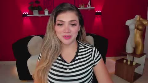 Snapshot of sofia_velvetx chatting on June 12, 2026, 2:27 pm sofia_velvetx online show from June 12, 2026, 2:27 pm
