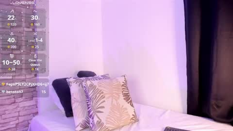 Snapshot of sofiaalarson chatting on May 23, 2026, 2:06 am sofiaalarson online show from May 23, 2026, 2:06 am