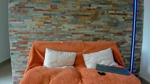 sofiablossom22 online show from February 5, 2025, 3:20 pm