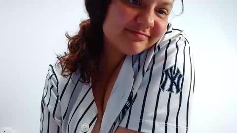 sofiamooon_ online show from February 25, 2026, 3:38 am