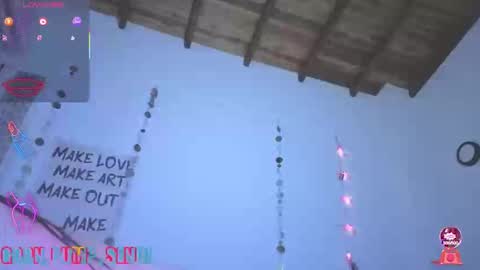 SOFIA NIX online show from April 19, 2026, 6:10 pm