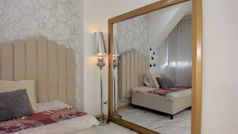 Sofia  online show from February 6, 2025, 12:26 pm