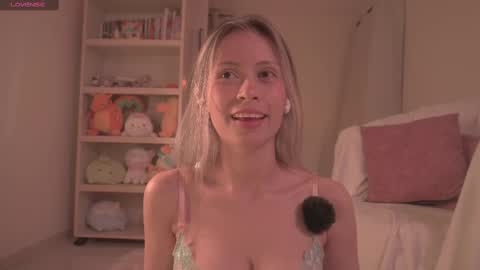 Sofi  online show from February 18, 2025, 9:53 pm