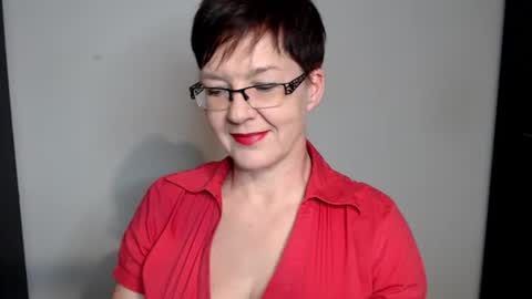 Sofie Velvet online show from December 3, 2024, 5:45 pm