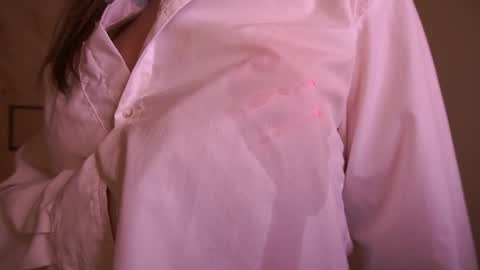 Sofie online show from April 10, 2026, 10:47 pm