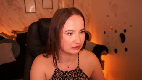 Snapshot of sofiebloom chatting on April 25, 2026, 9:23 pm Sofie online show from April 25, 2026, 9:23 pm