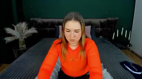 sofii_darling online show from February 10, 2026, 6:12 pm