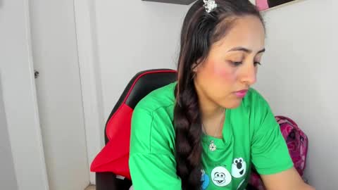 sofiia rodriguez online show from September 17, 2025, 2:41 pm