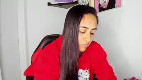 sofiia rodriguez online show from October 30, 2025, 12:17 pm