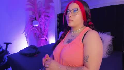 Sofia online show from October 10, 2025, 4:33 am